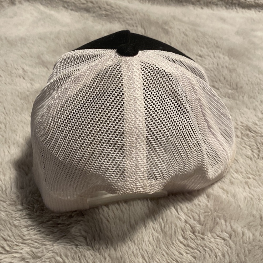 Hat - Picture 2 of 3
